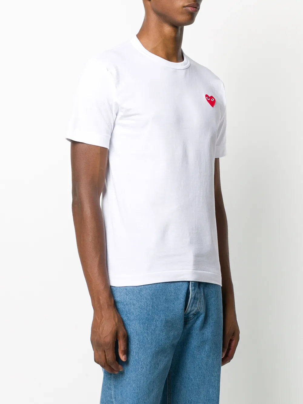 Camiseta com aplicação de logo