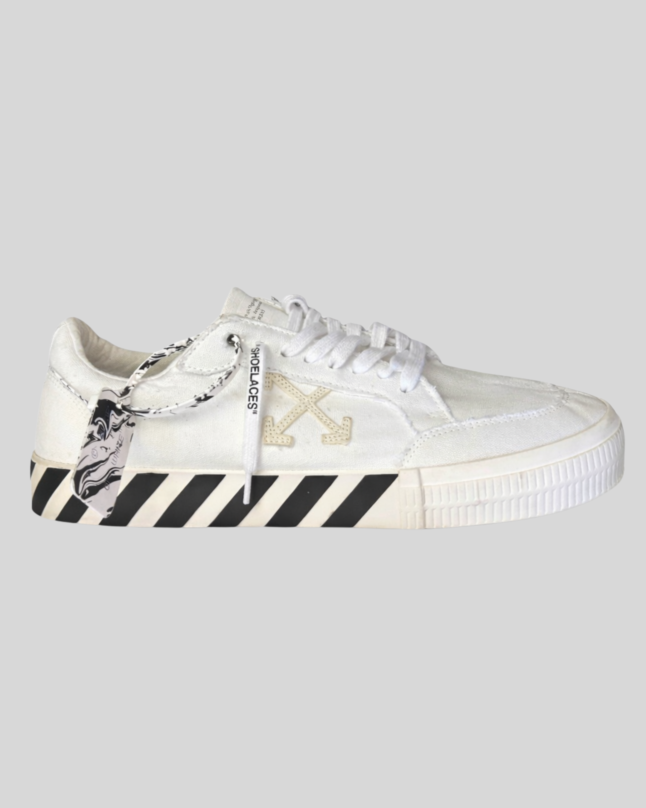 Off-White Vulcanized White/Pantone