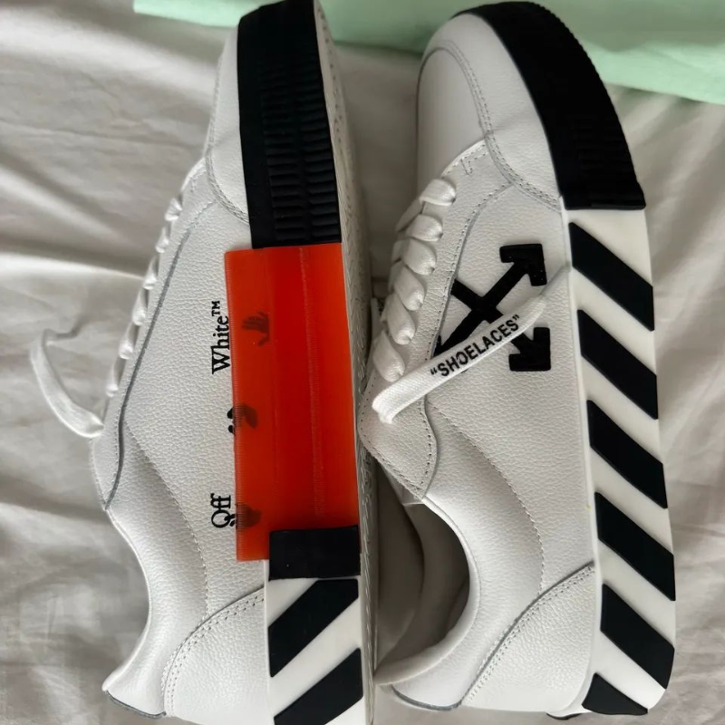 Tênis "Vulcanized Low Couro" Off-White