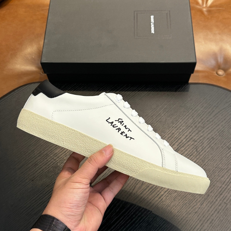 Tênis Cano Baixo Yves Saint Laurent Branco